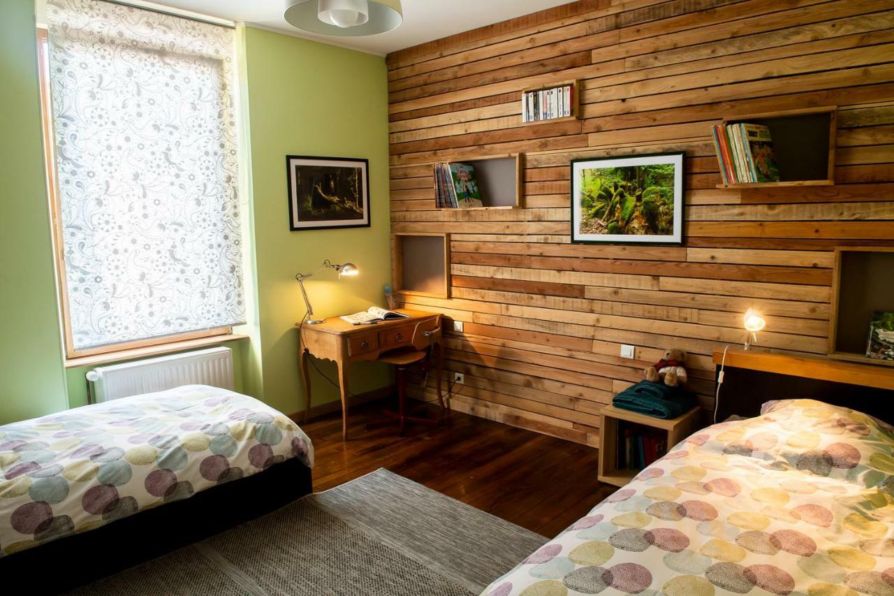 L'Enchantraine - Gite Tout Confort Et Tarif Tout Inclus - Appartement Spacieux Et Accueillant Sur Épinal Dış mekan fotoğraf